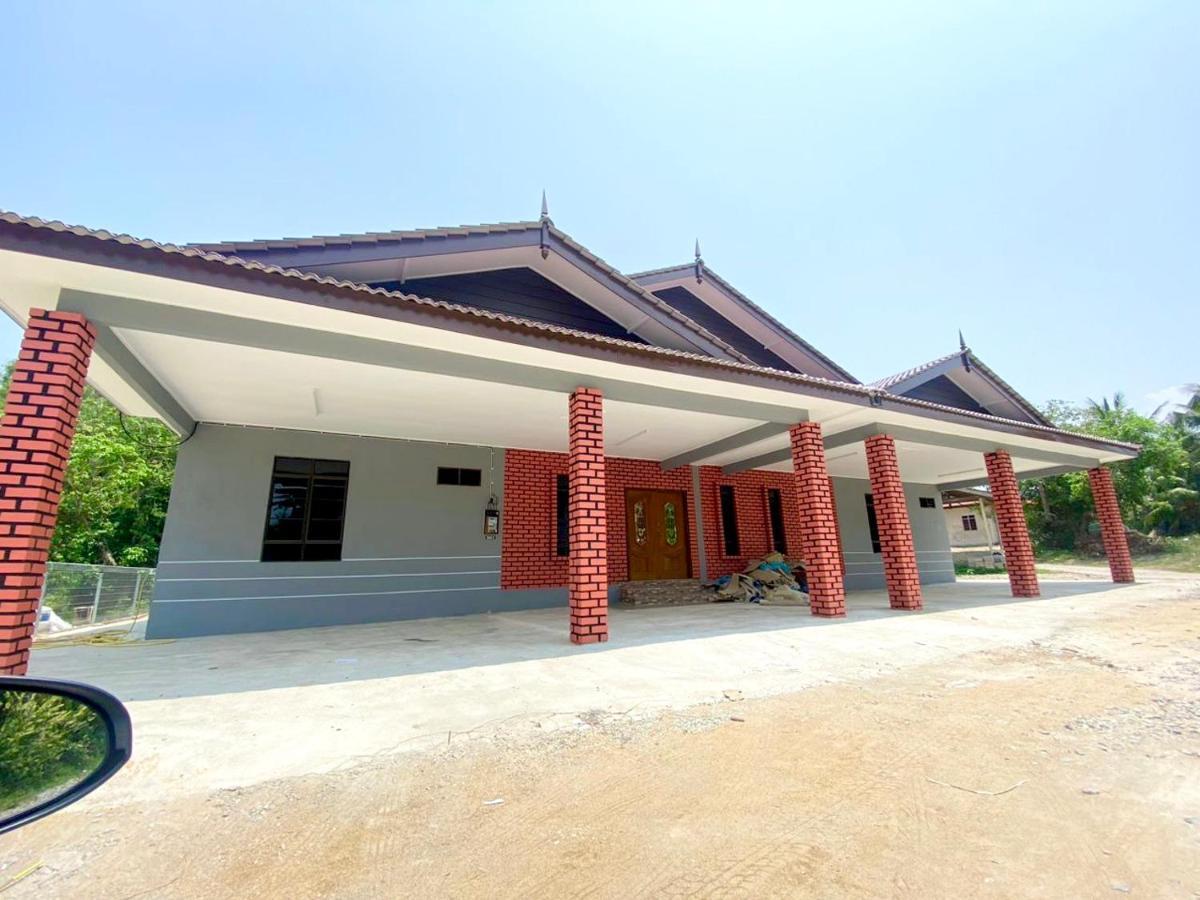 Sasuka Guesthouse Marang Dış mekan fotoğraf