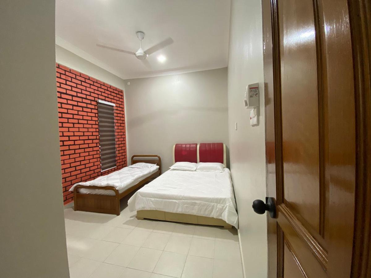 Sasuka Guesthouse Marang Dış mekan fotoğraf