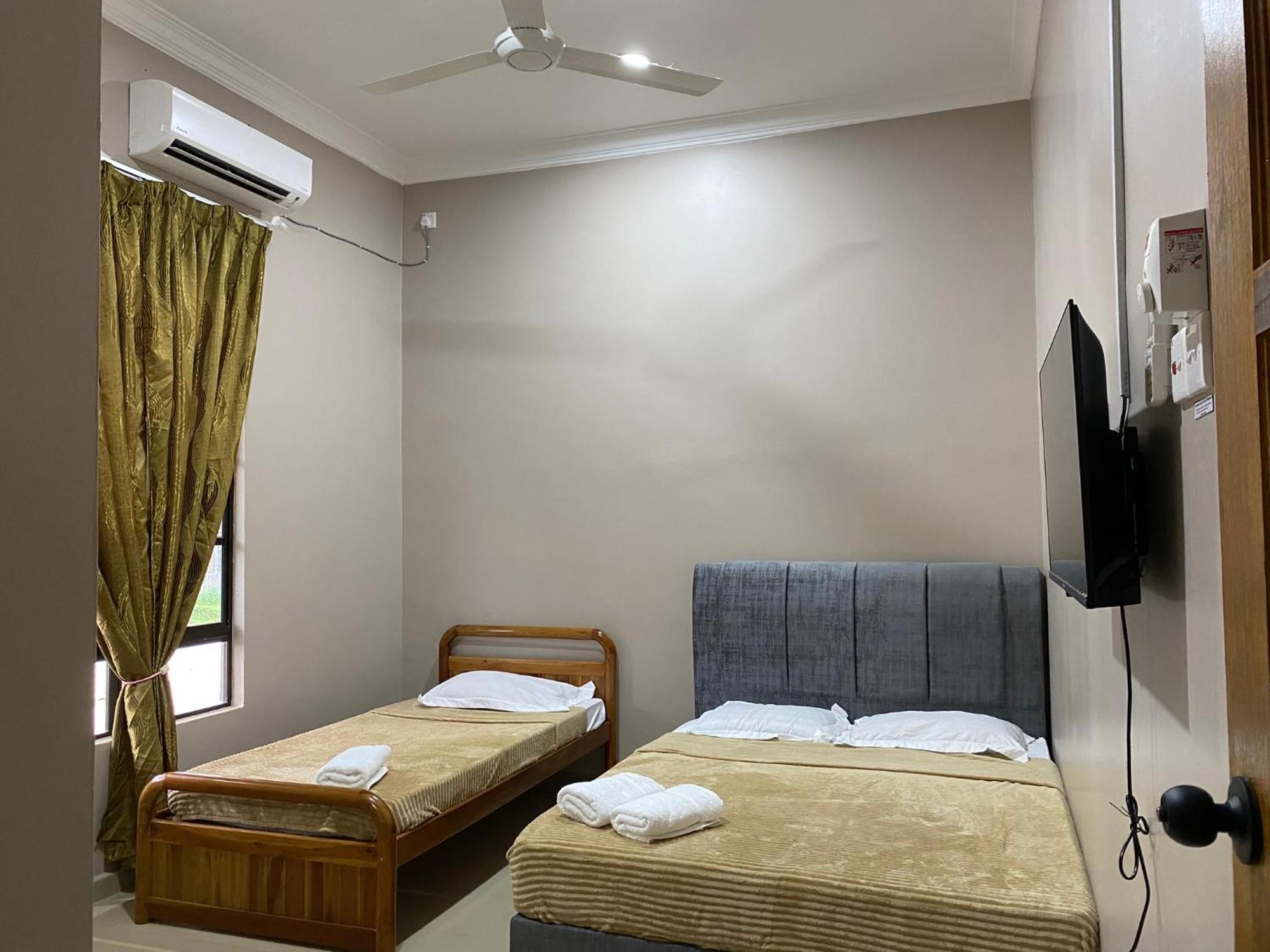 Sasuka Guesthouse Marang Dış mekan fotoğraf